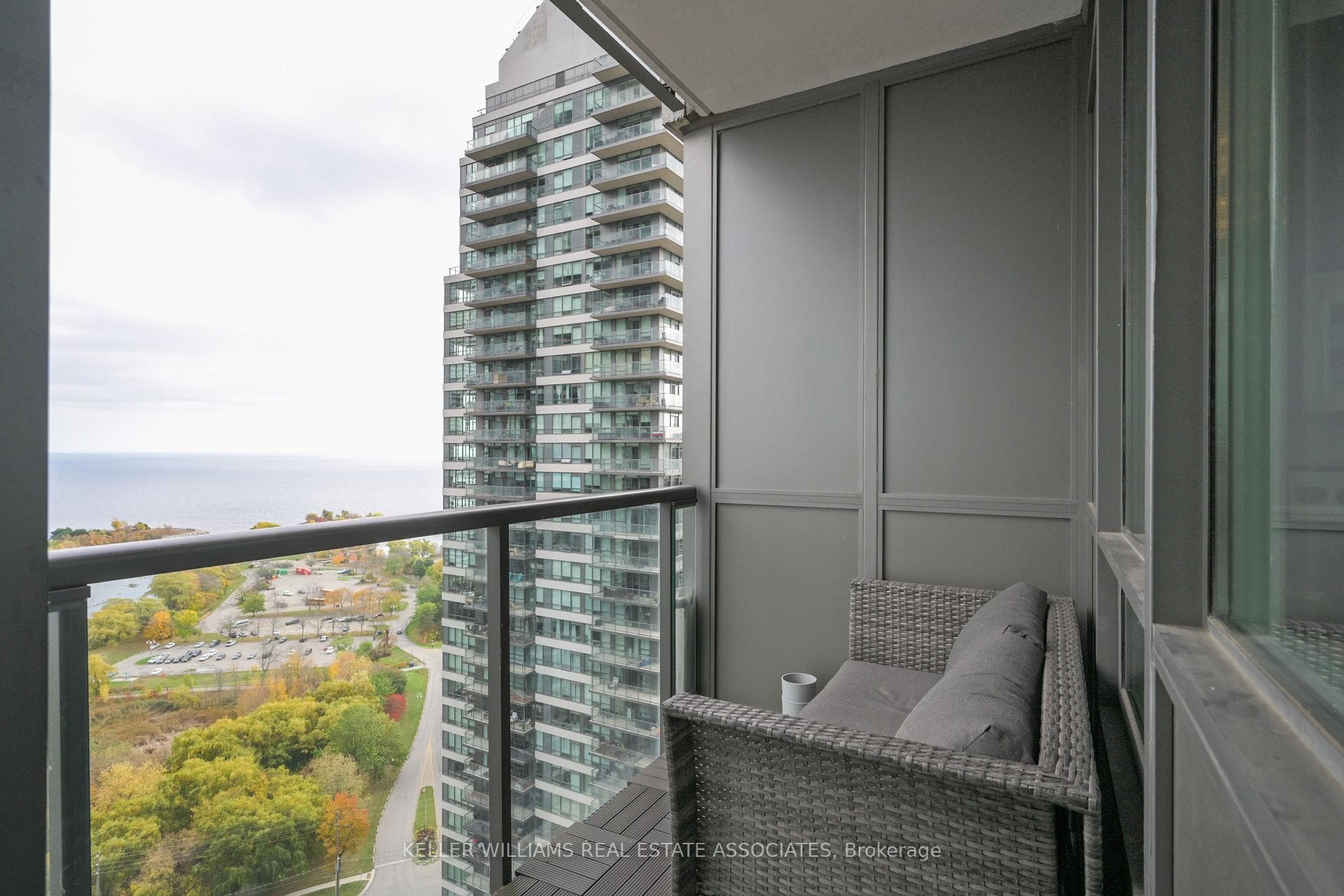 15 Legion Road Unit 2604 photo 10