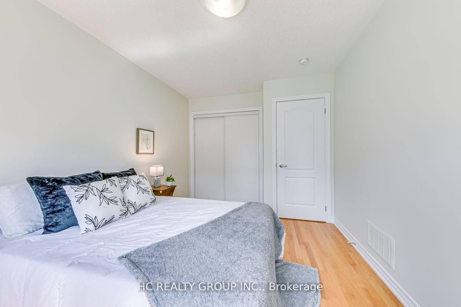 385 Athabasca Common N/A photo 28