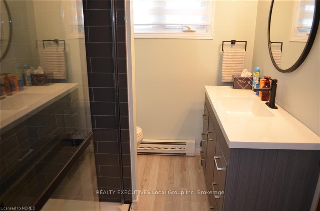 492 MCCARTHY Street photo 17
