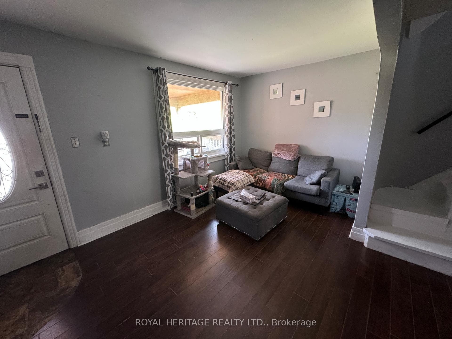 327 Oshawa Boulevard photo 10