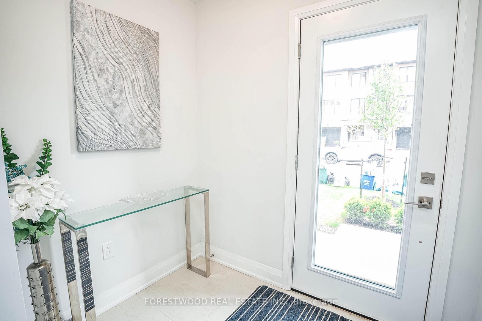 53 Humberstone Drive photo 4