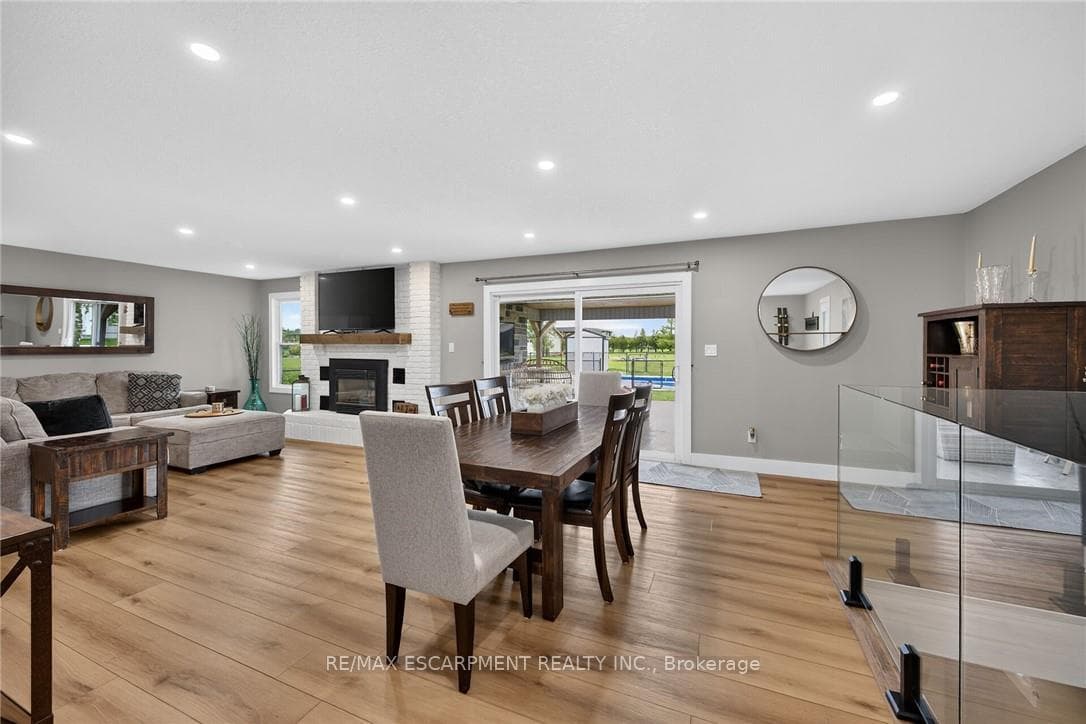 2885 Haldimand 9 Road photo 11