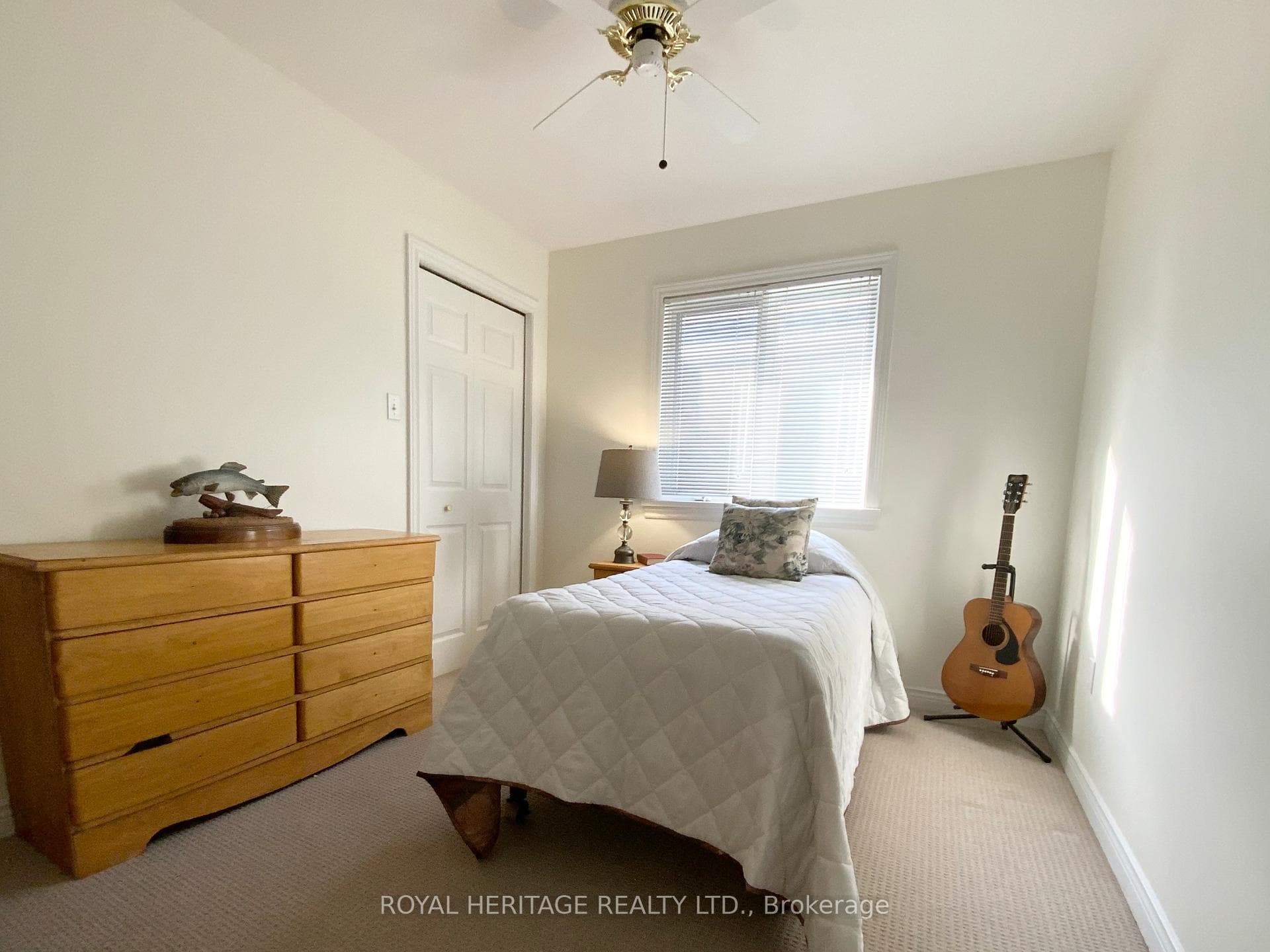 M/F BEDROOM 2