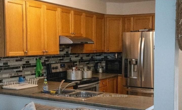 8 Mountain Laurel Crescent photo 7