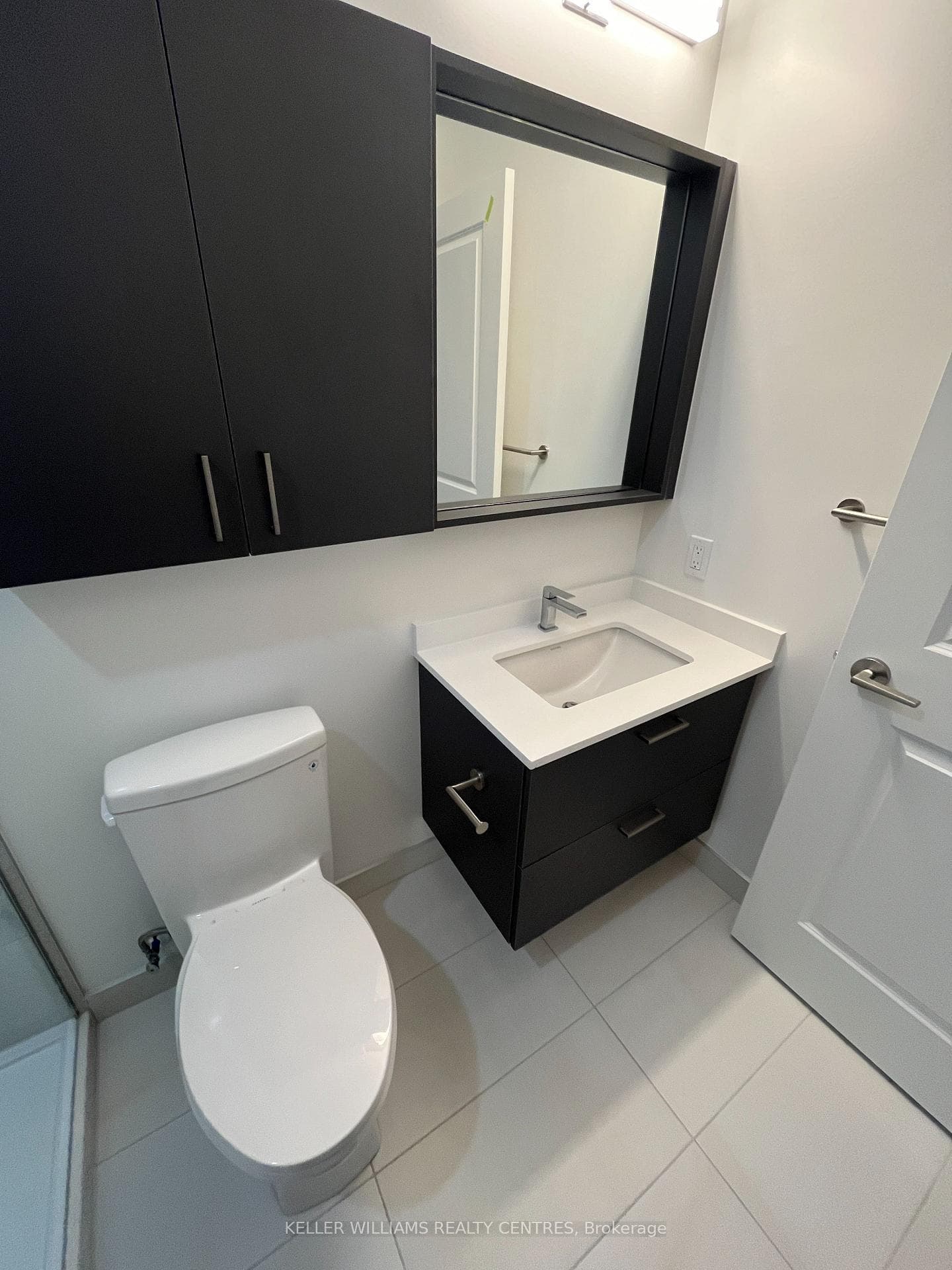 30 Upper Mall Way Unit 2703 photo 16