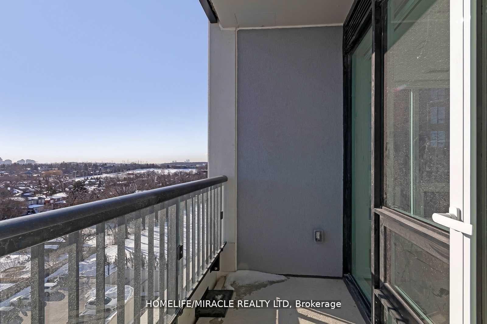 8868 Yonge Street Unit 821E photo 25