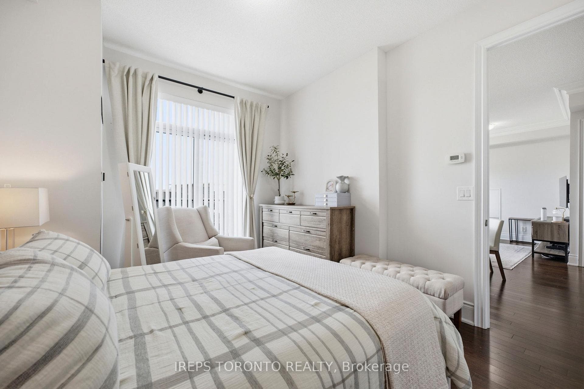 233 South Park Road Unit Ph01 photo 19