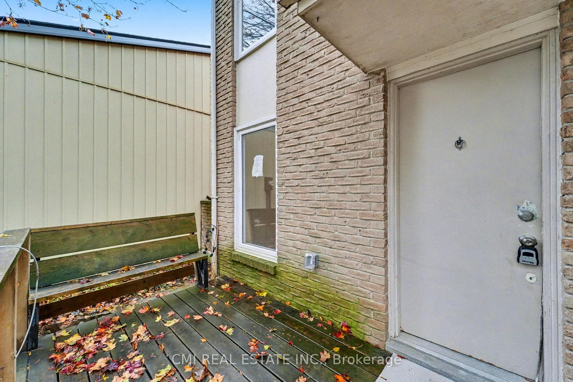 51 Lucas Lane photo 3