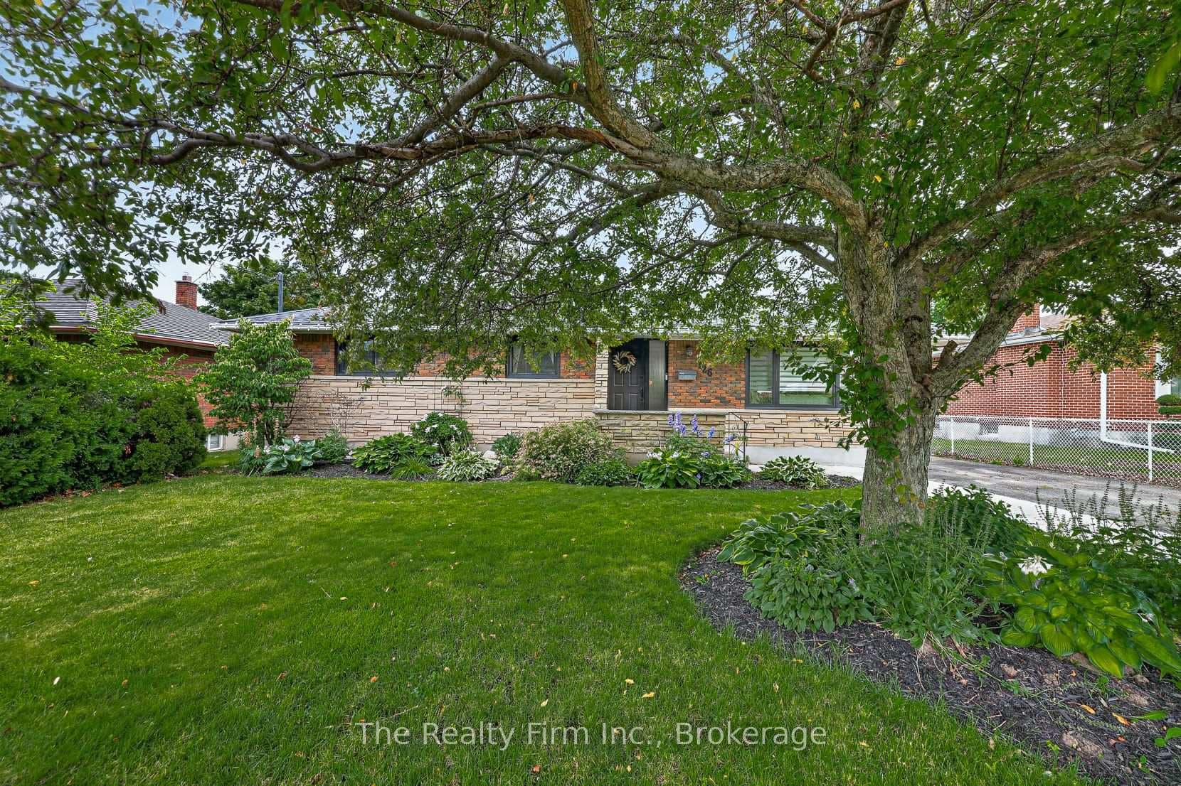 126 Springbank Avenue photo 43