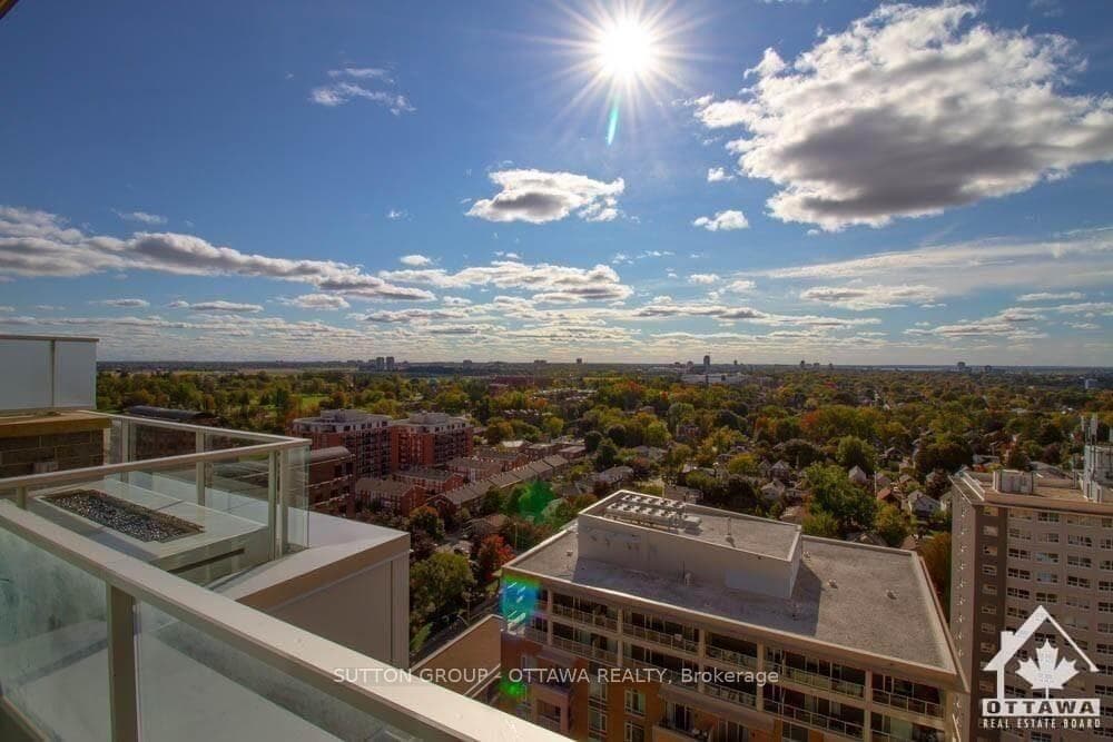 111 Champagne Avenue Unit 2002 photo 39