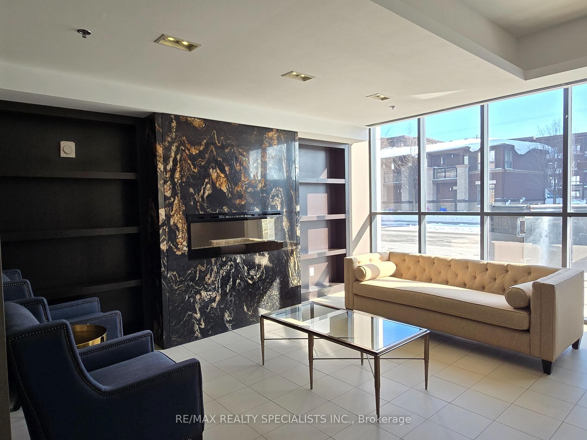 5001 Corporate Drive Unit 301 photo 2