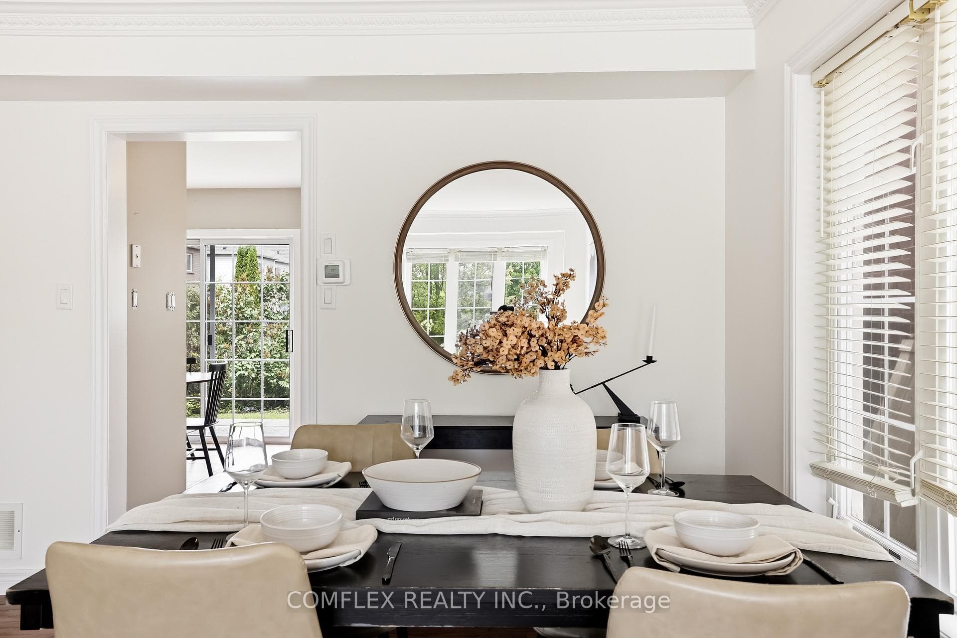 2 Armitage Crescent photo 10