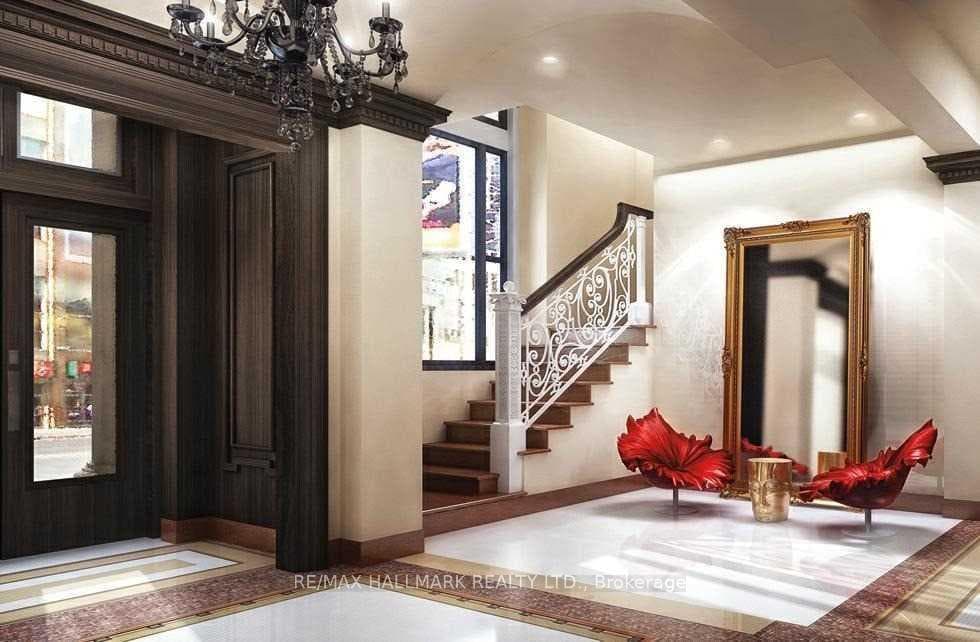 197 Yonge Street Unit 4802 photo 3