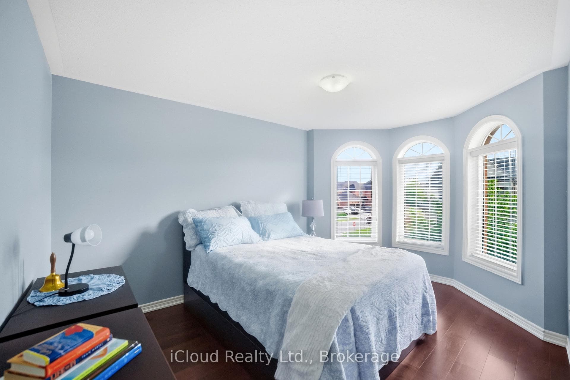 5 Leith Drive photo 22