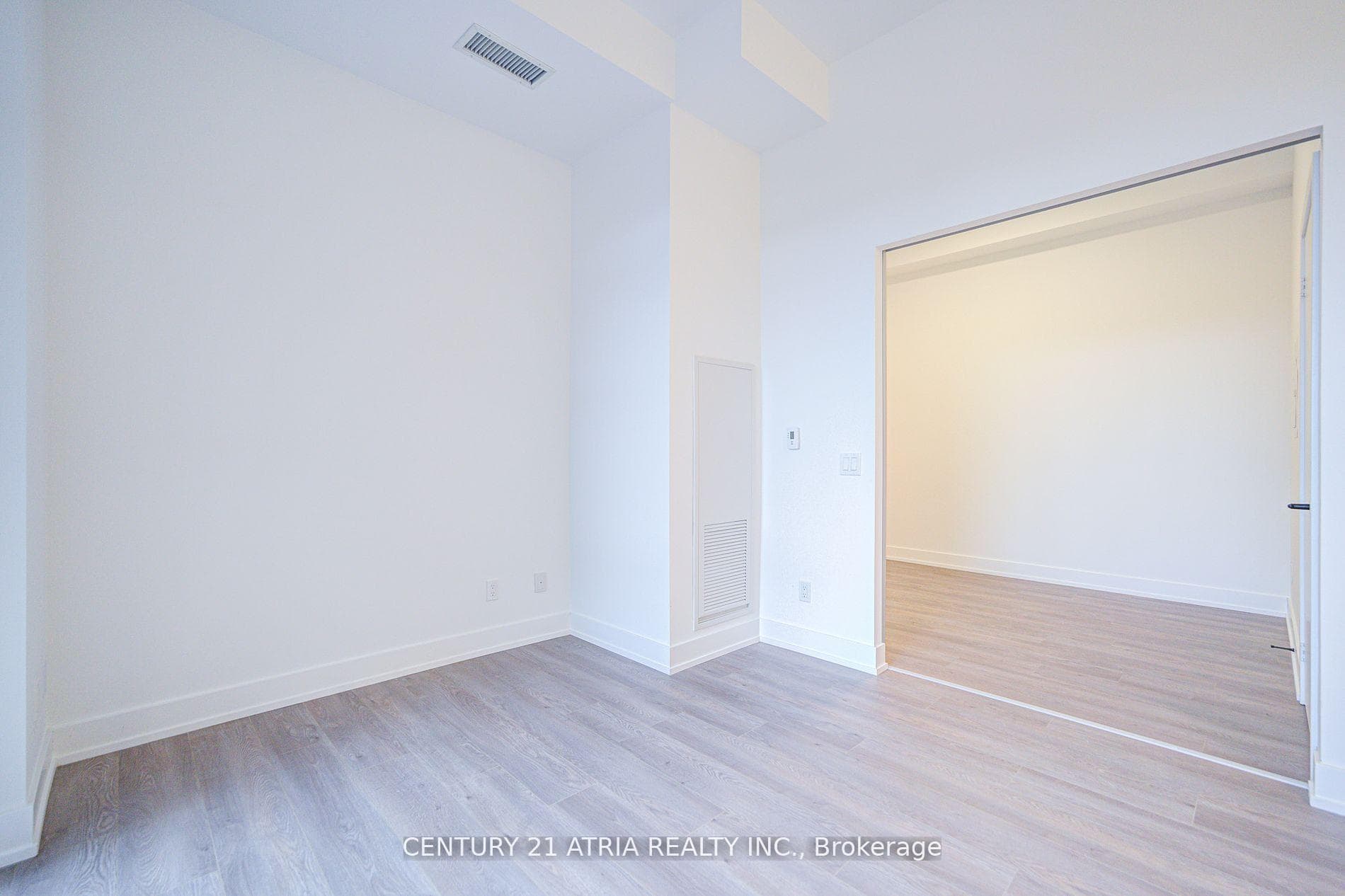 308 Jarvis Street Unit 714 photo 19