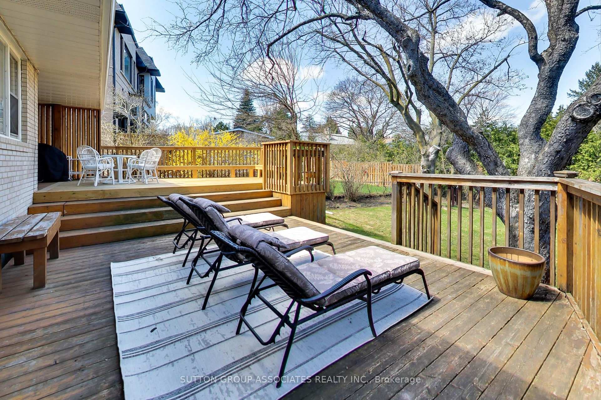 51 Ravenscroft Circle photo 24