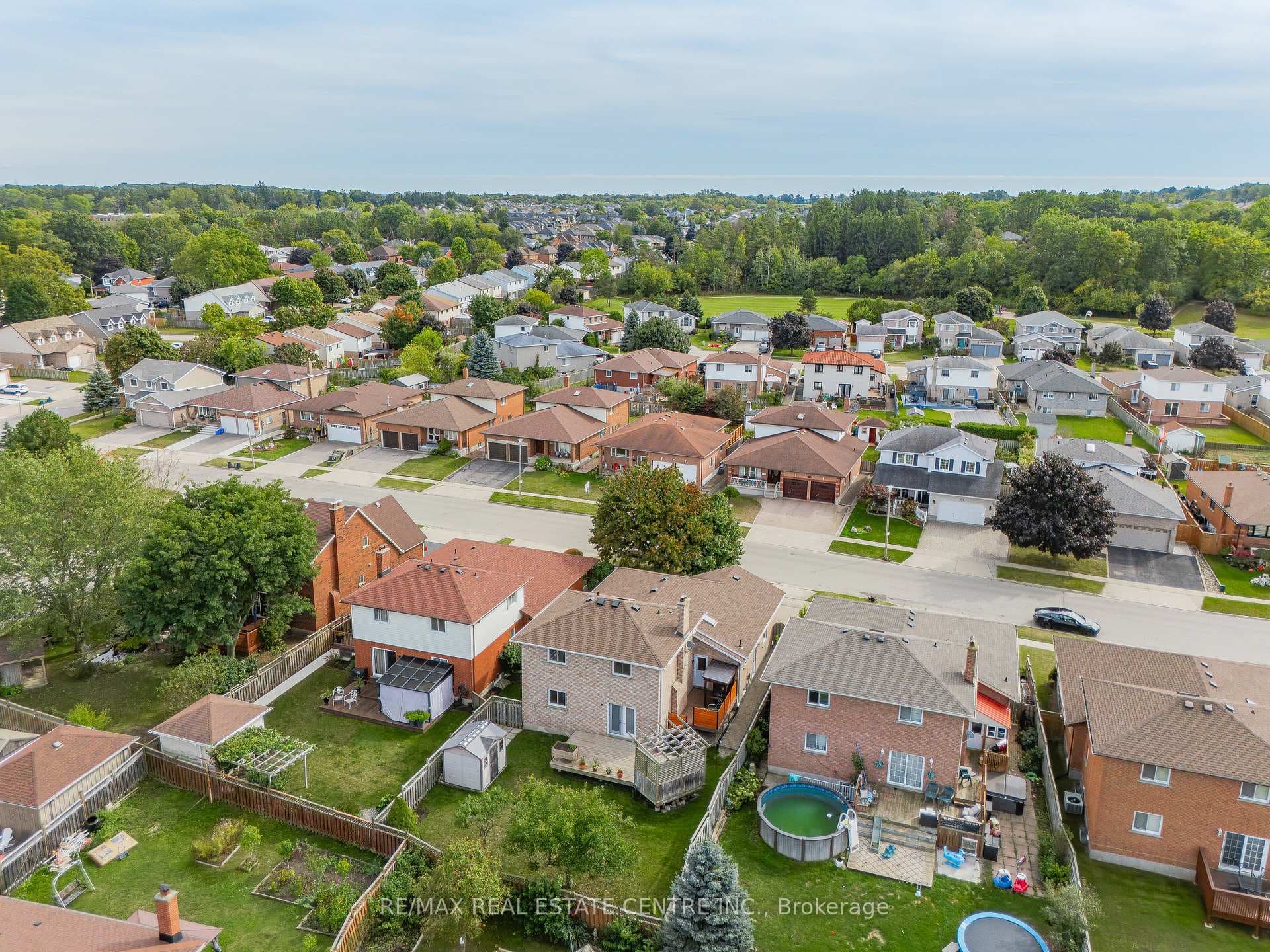 650 Champlain Boulevard photo 39