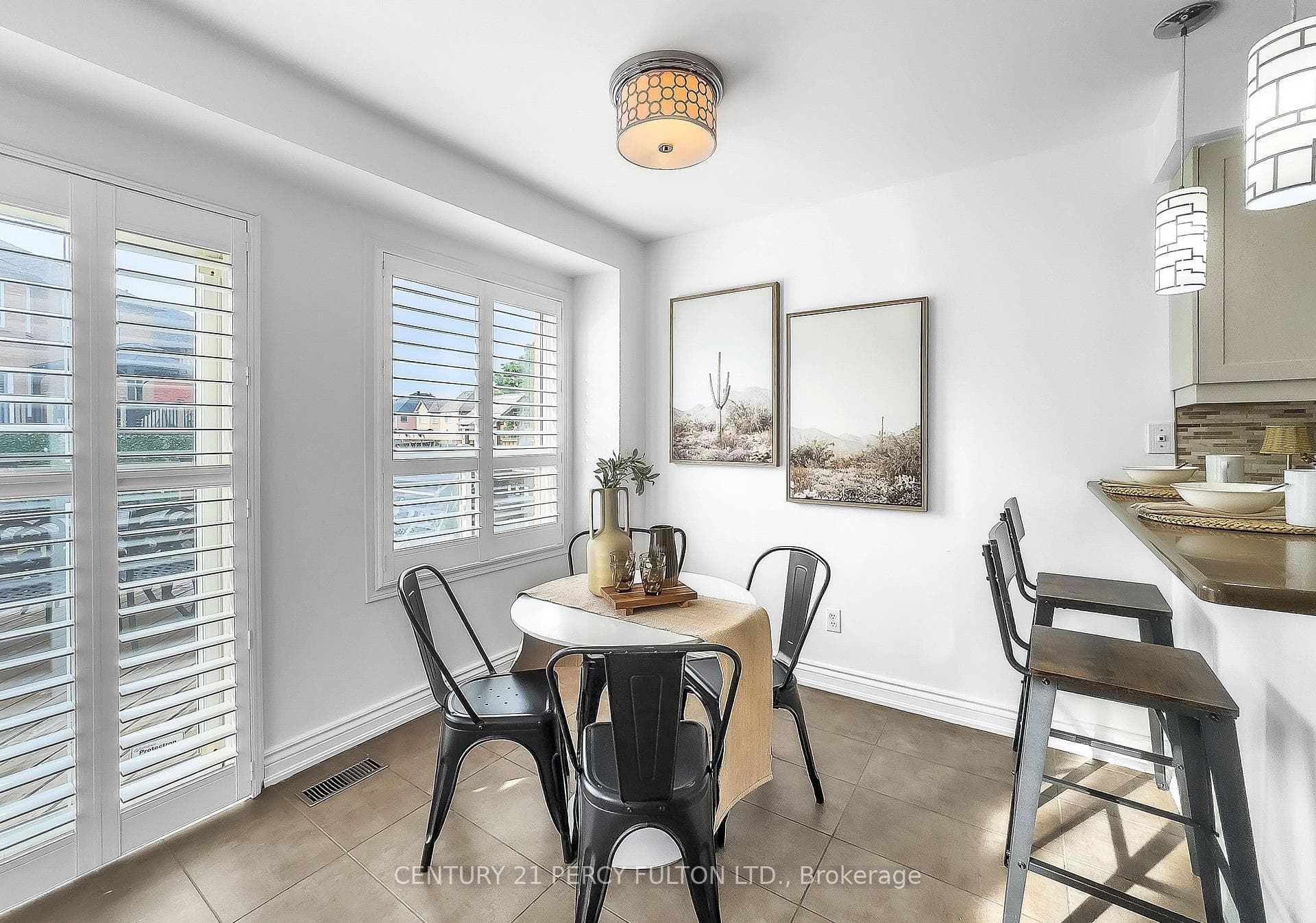 40 Southwell Avenue photo 18