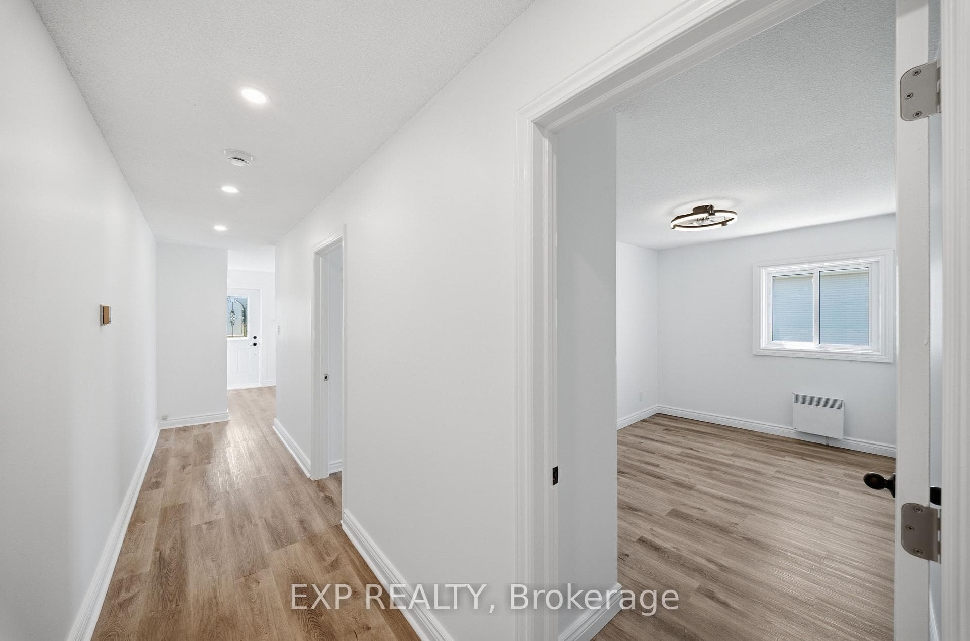 3160 GENDRON Road Unit 1 photo 7