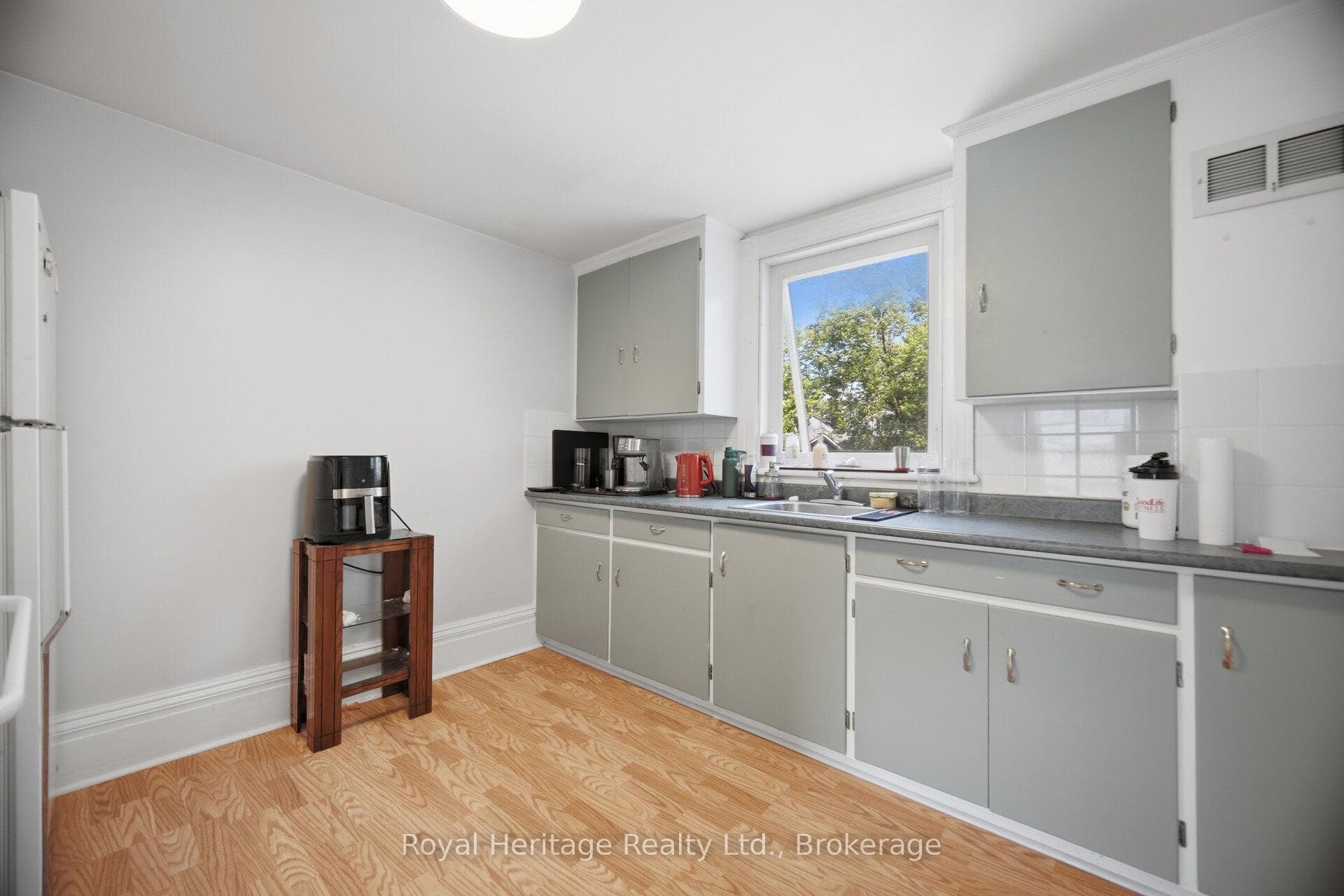 117 Nelson Street photo 11