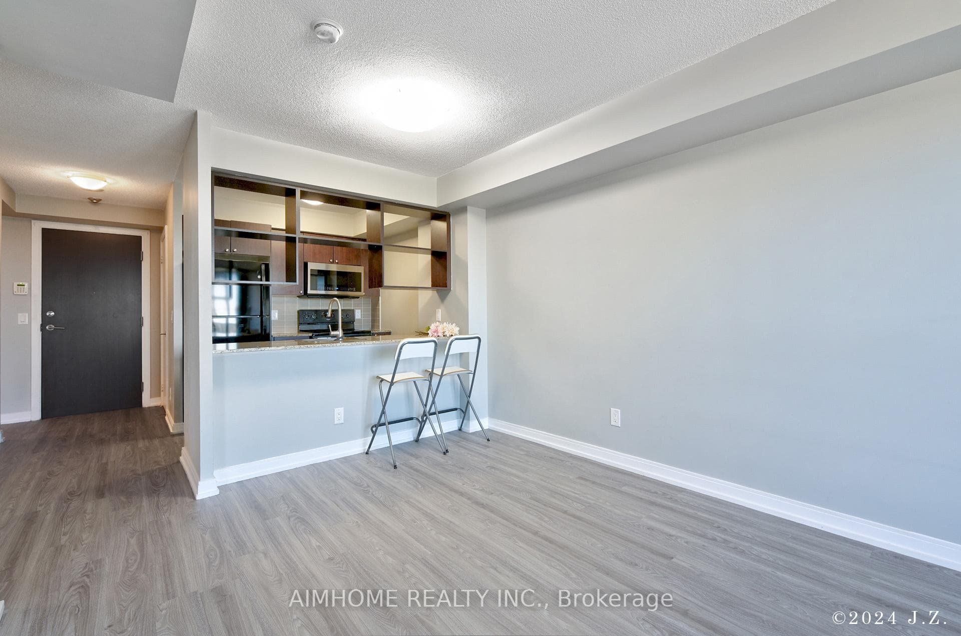 181 Village Green Square Unit 2912 photo 21