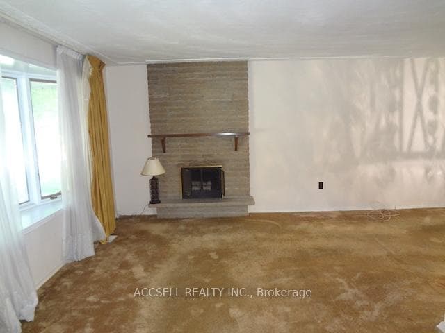 54 Sylvan Drive photo 4