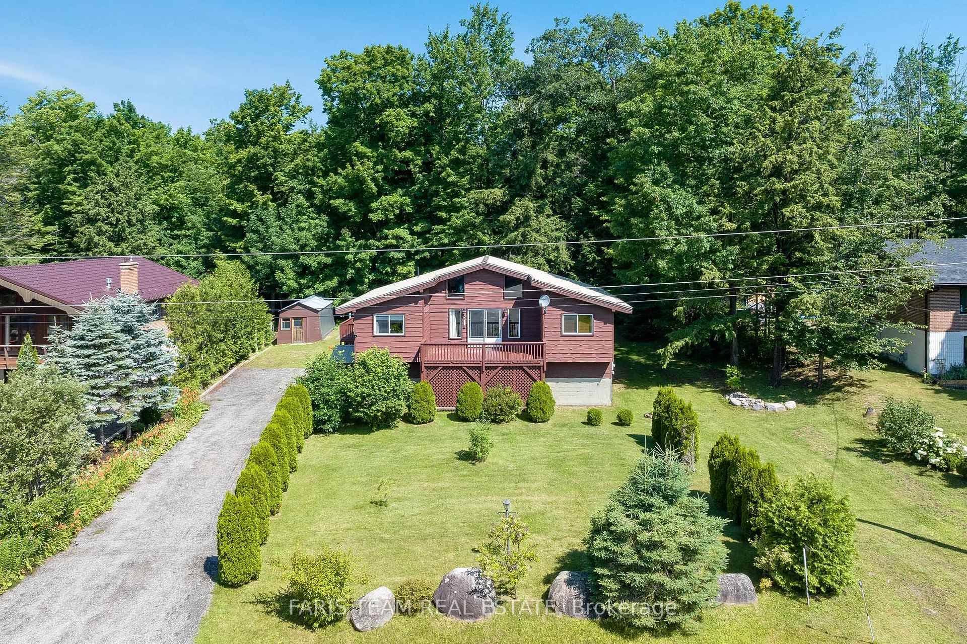 129 Moreau Parkway photo 2