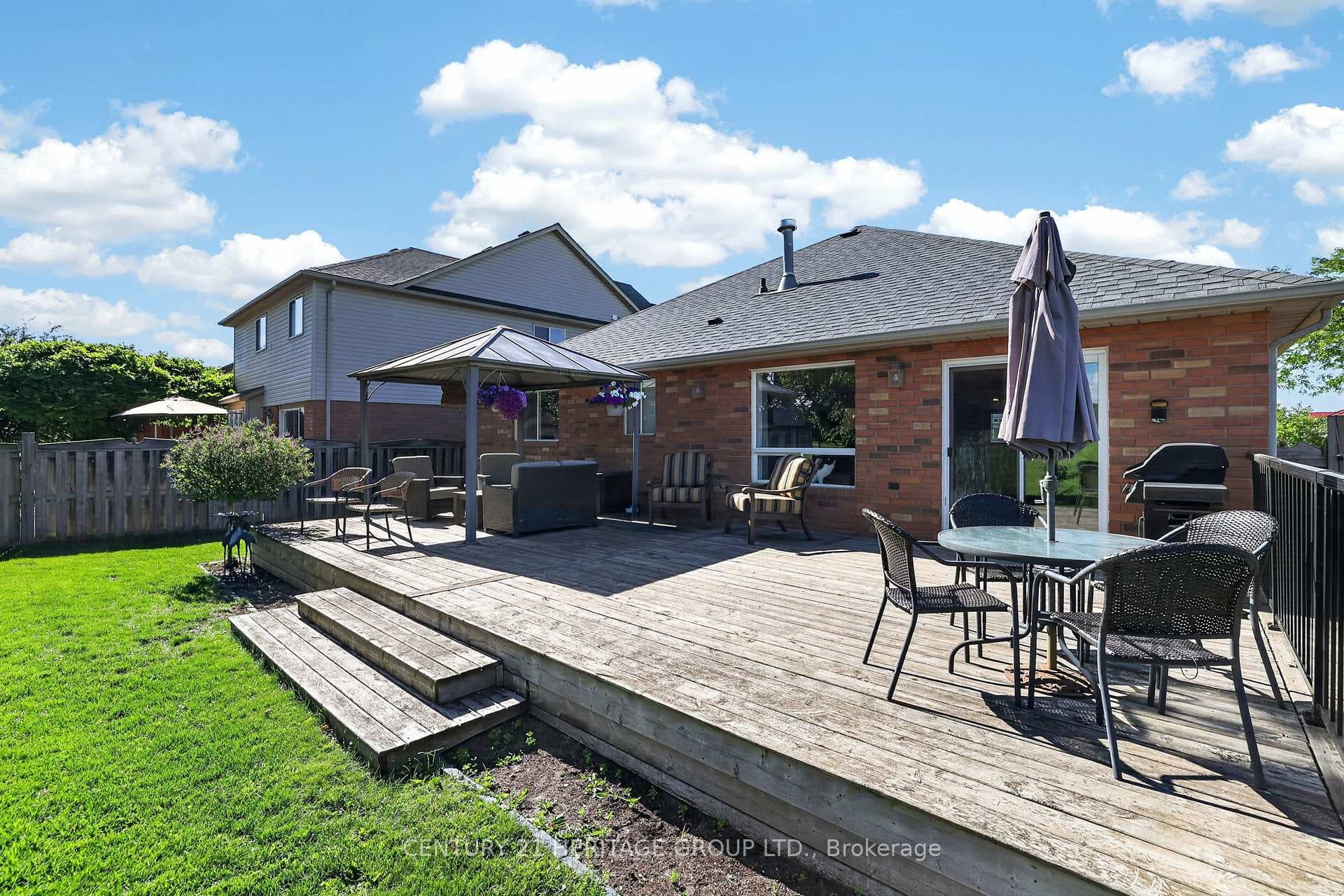 21 Bateman Street photo 36