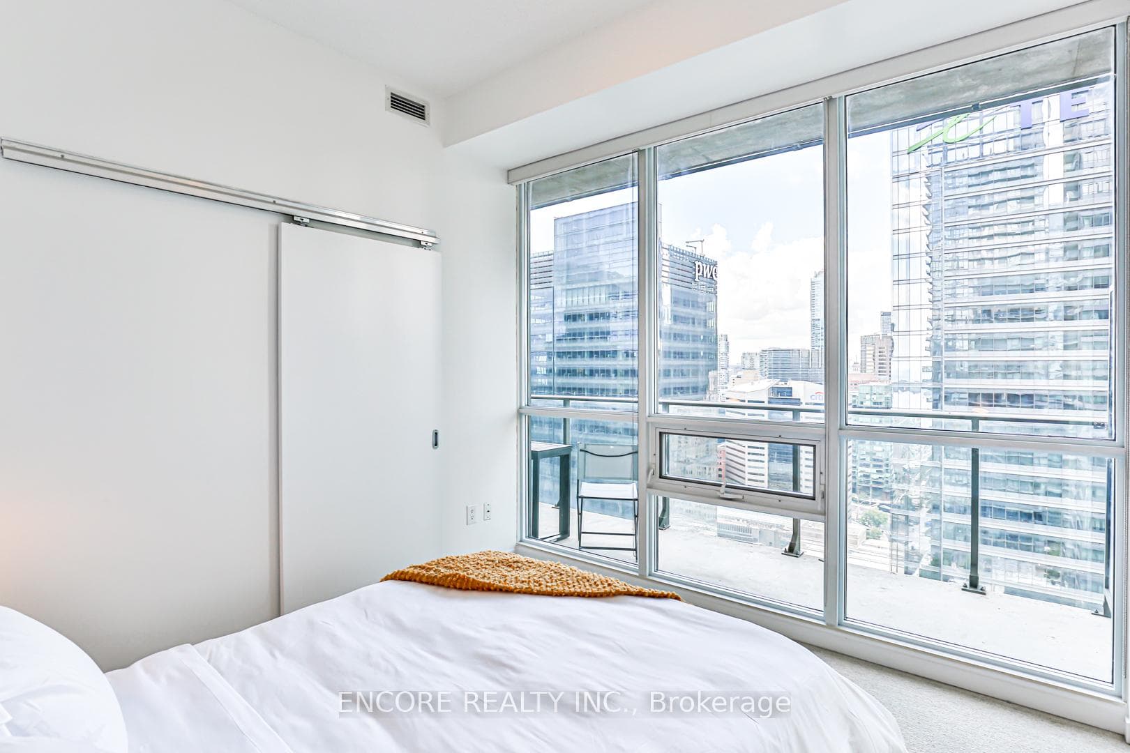 55 Bremner Boulevard Unit 2803 photo 5