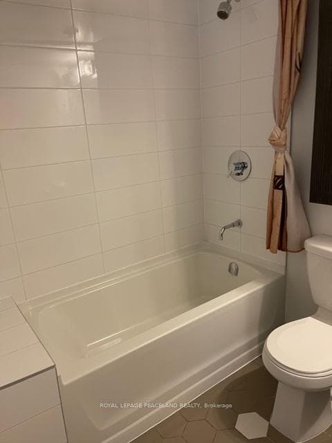 68 Shuter Street Unit 2107 photo 11
