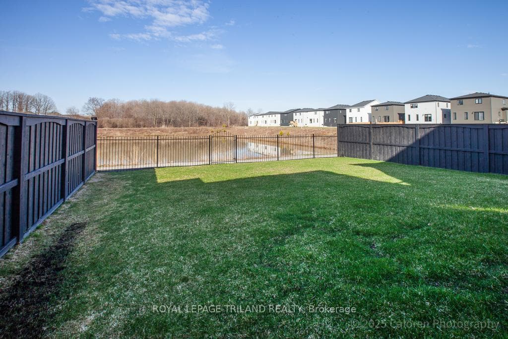 2901 Heardcreek Trail photo 12