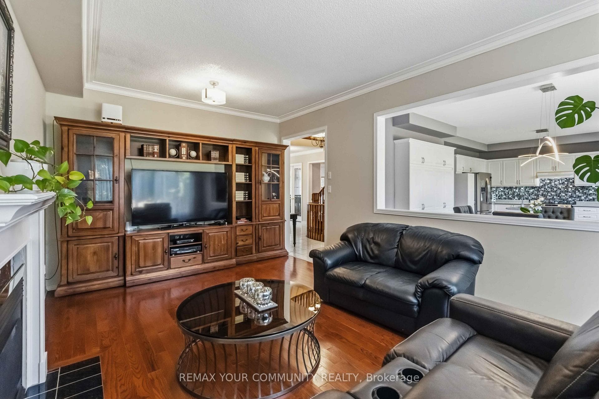 153 Bristol Road photo 9