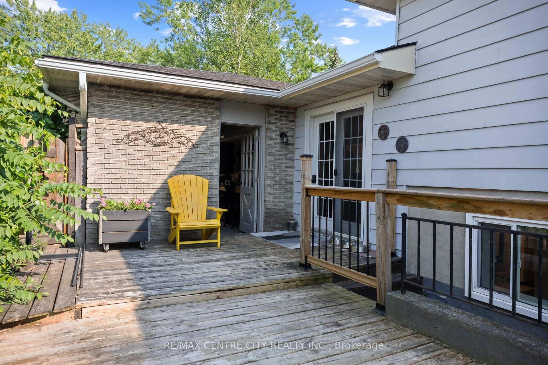 684 Macyoung Drive photo 30