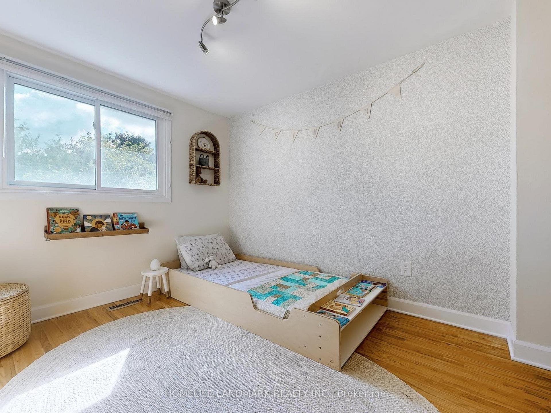 91 Millard Street photo 26