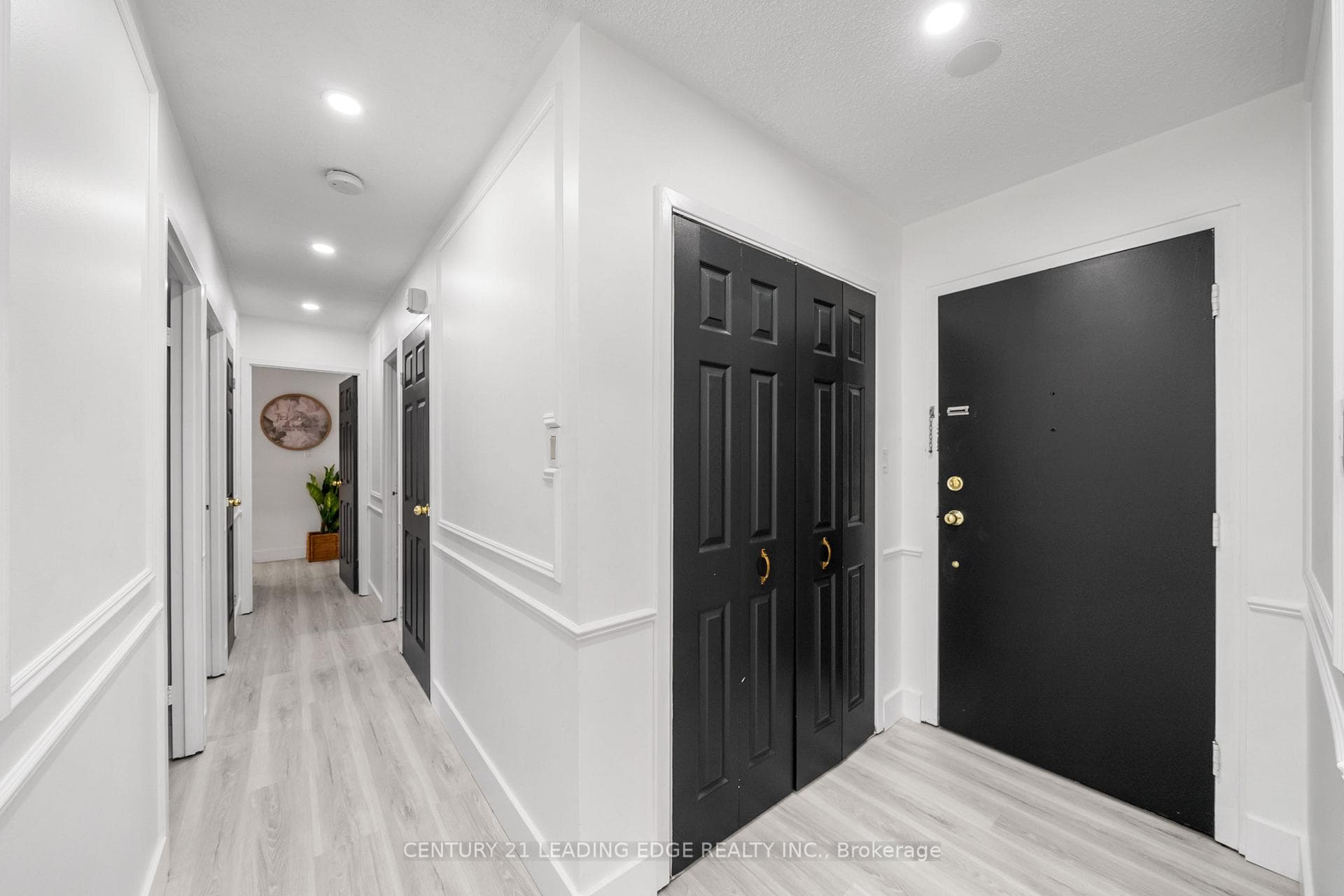 131 Taunton Road Unit 502 photo 18