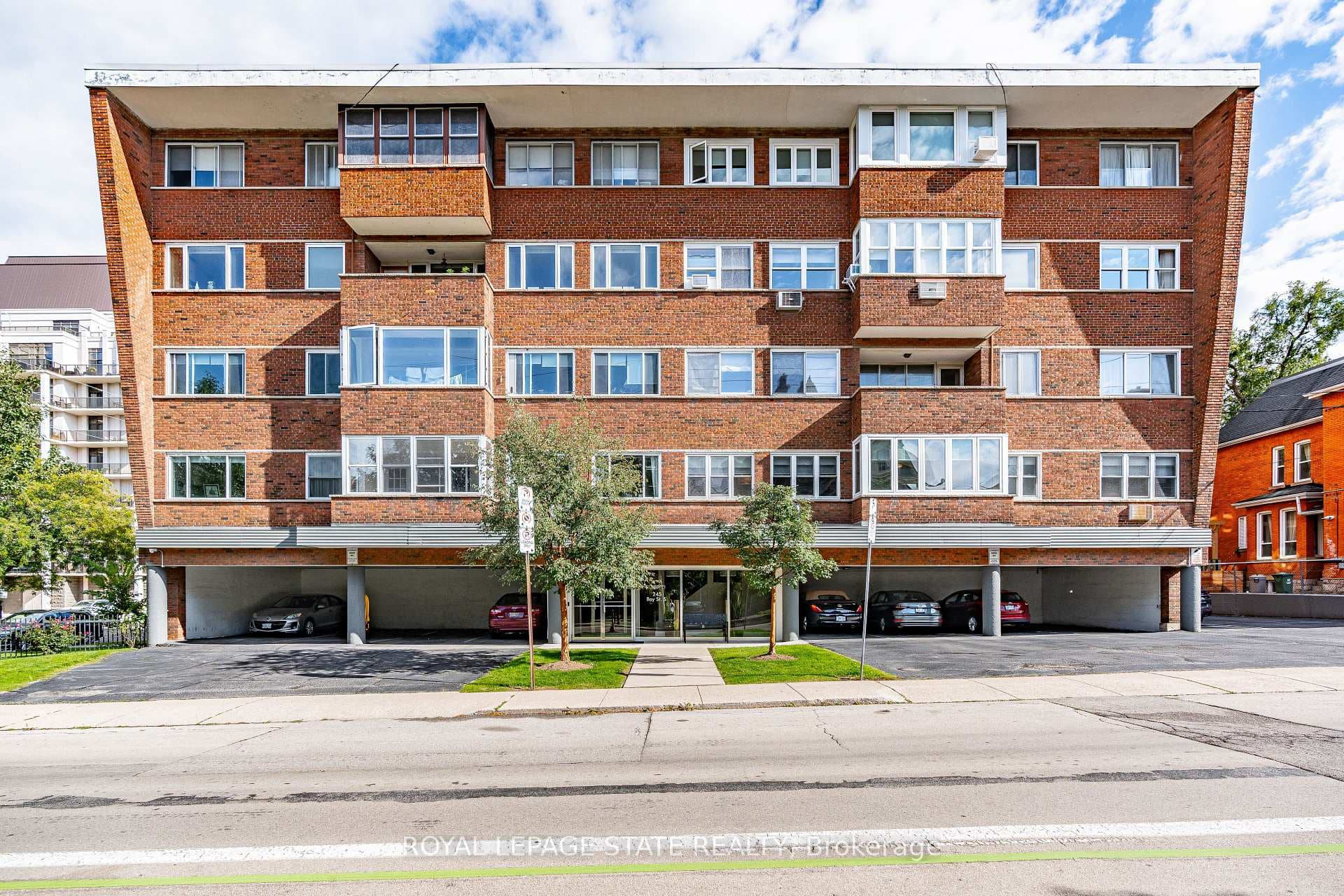 245 Bay Street Unit 1 photo 1