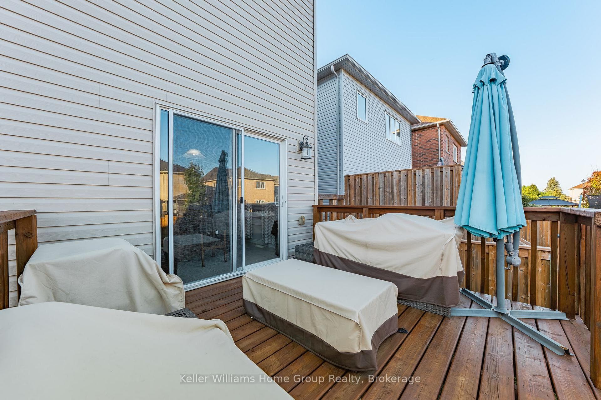 24 Courtney Street photo 39
