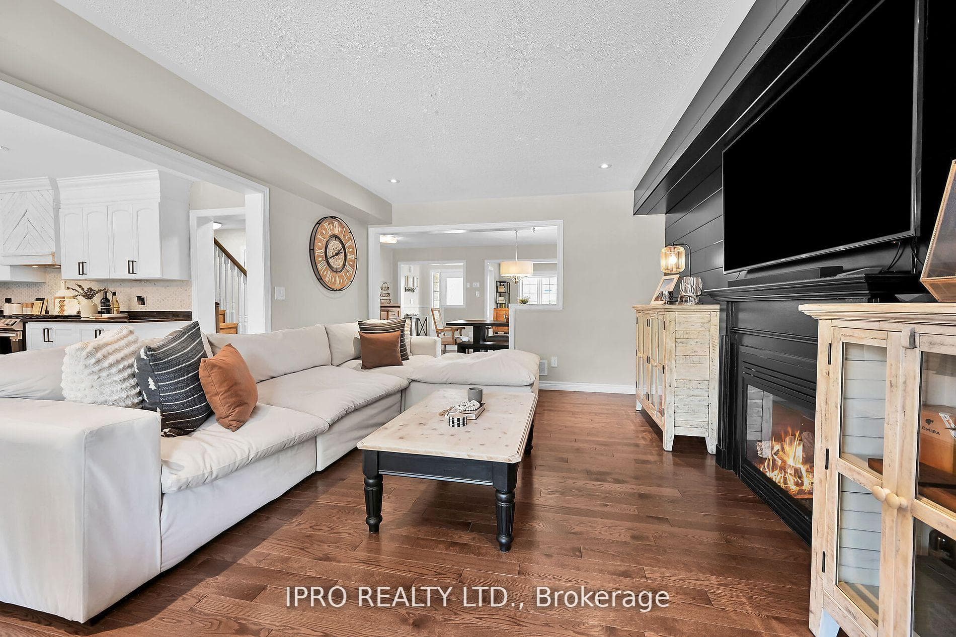 166 Hilltop Drive photo 11