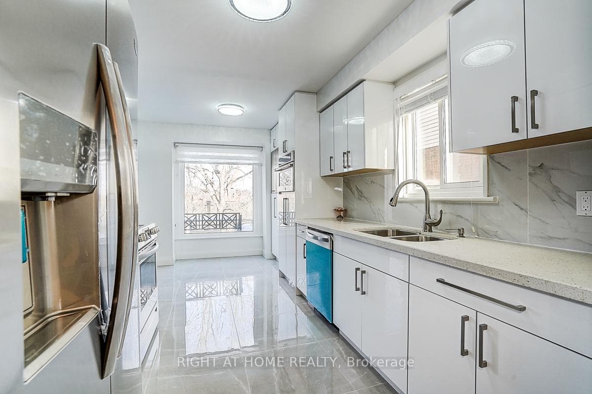 32 Macauley Drive photo 9