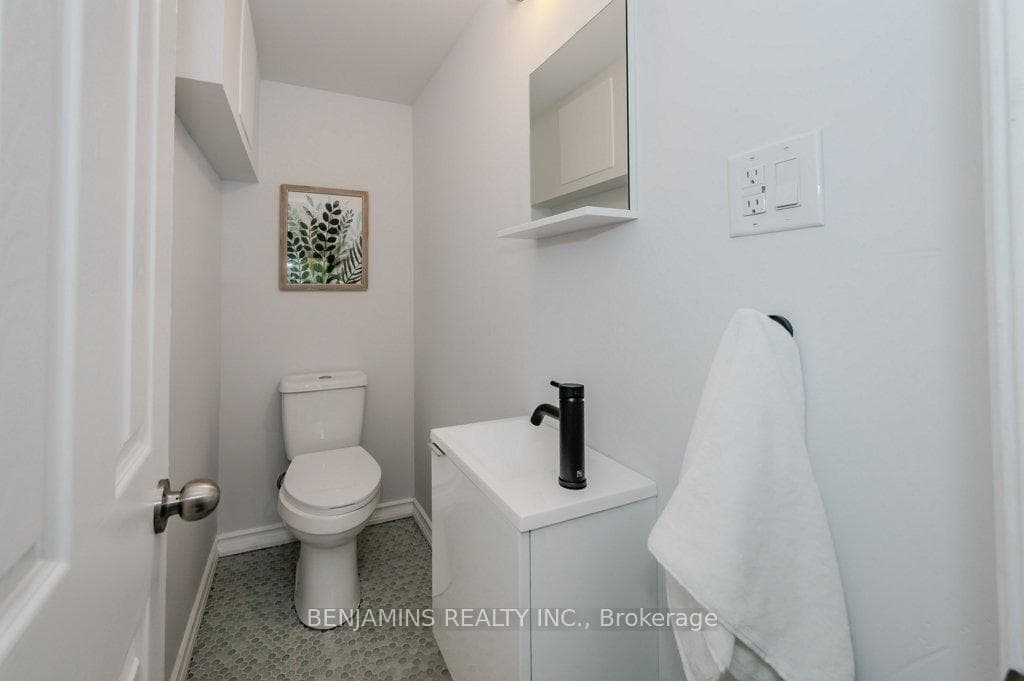326 River Road photo 15