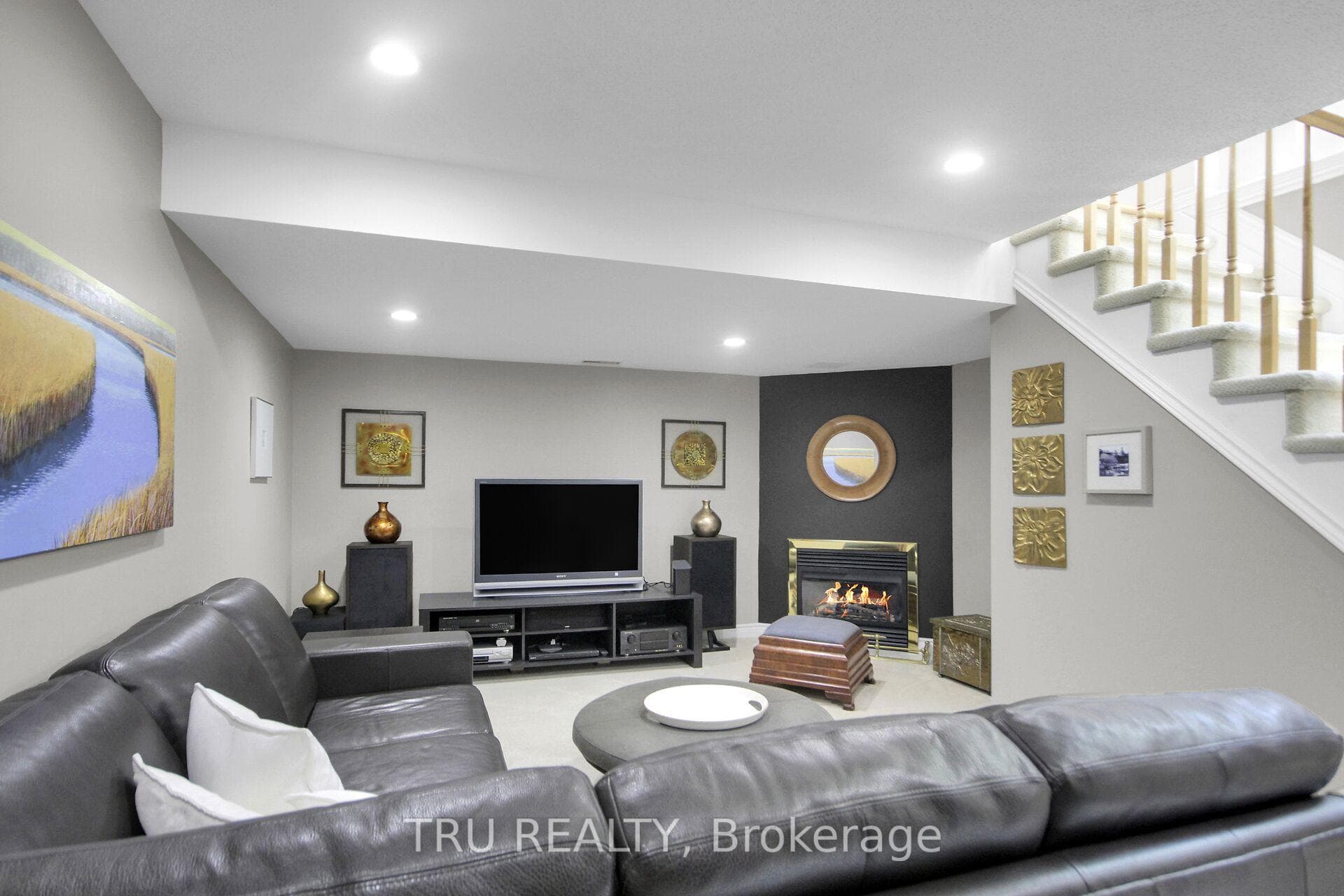 109 Braddock Private photo 37