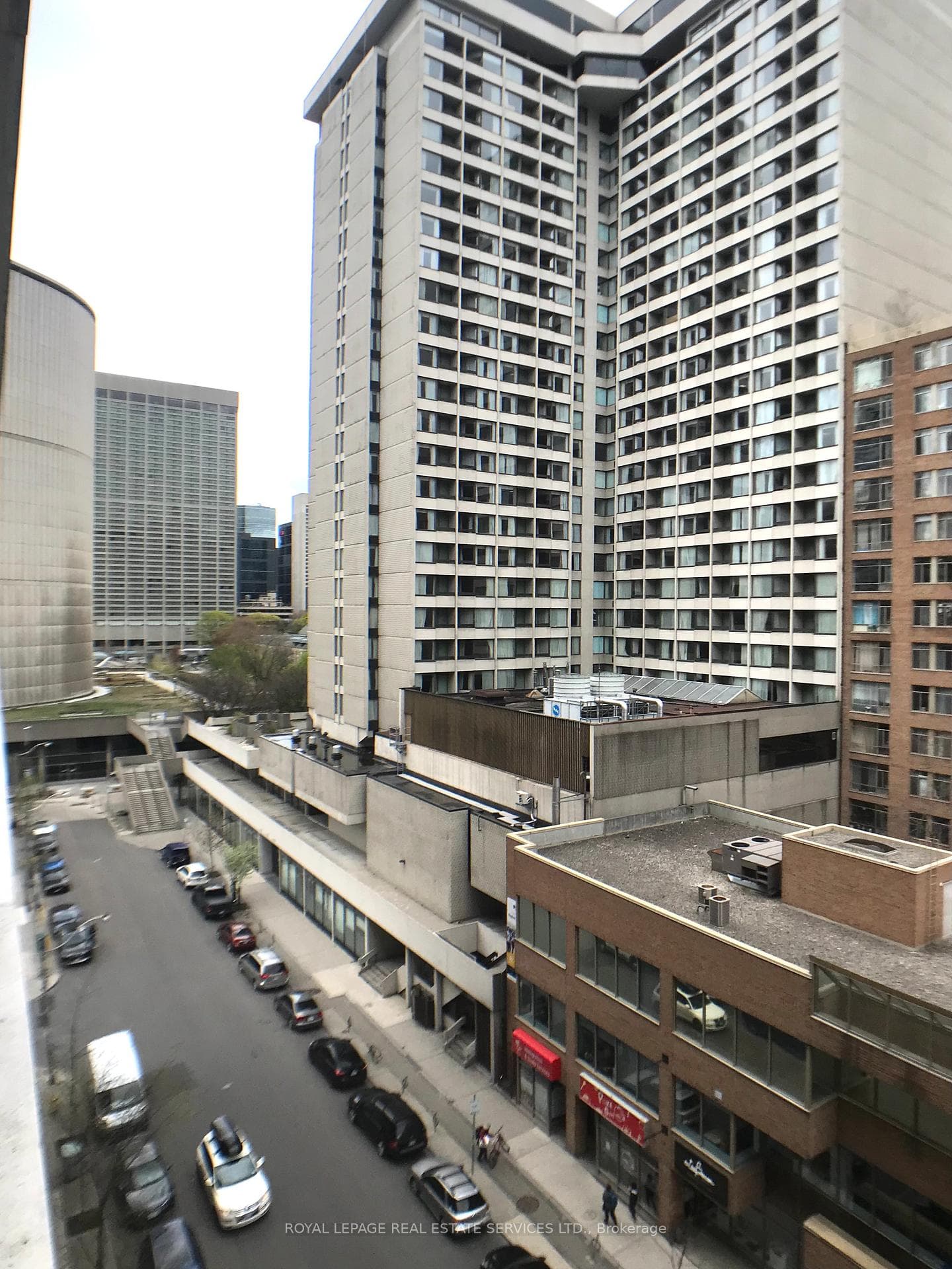 111 Elizabeth Street Unit 1019 photo 15