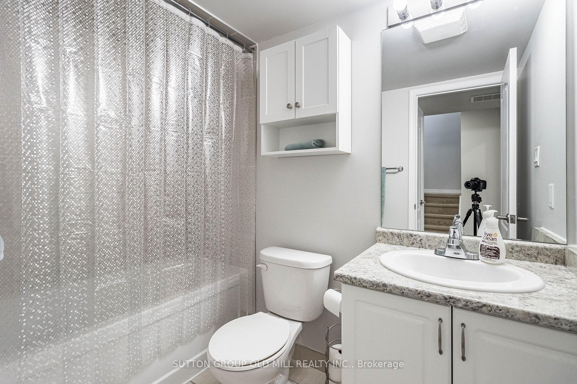 2441 Greenwich Drive Unit 124 photo 23