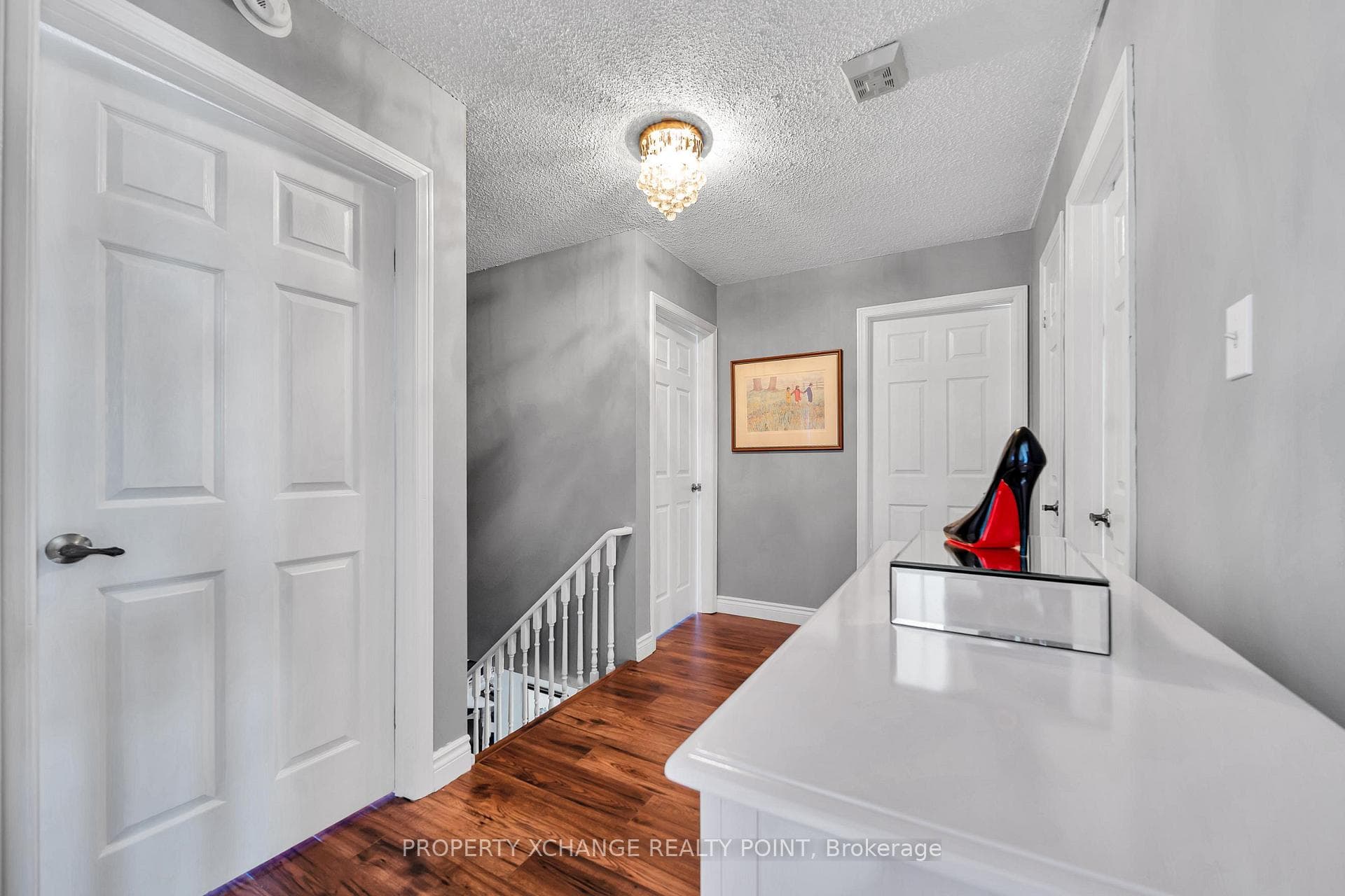 64 Braymore Boulevard photo 21
