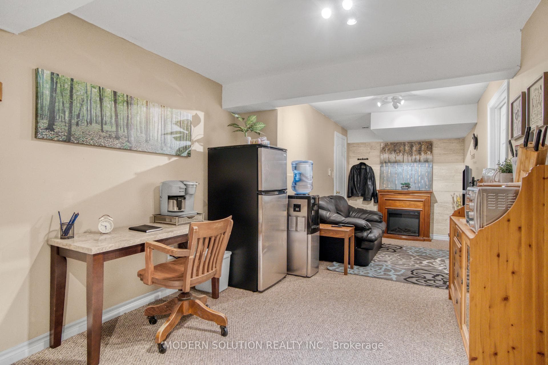 164 Blackburn Drive photo 33
