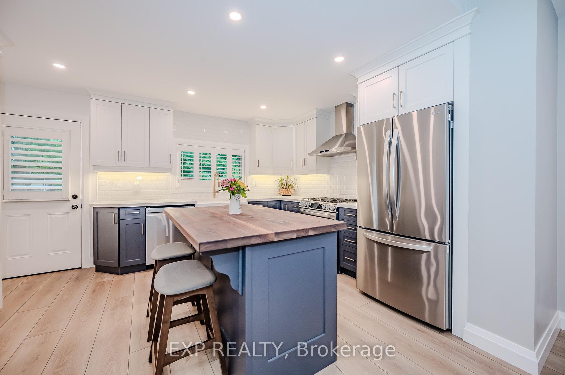 41 East 32nd Street photo 12