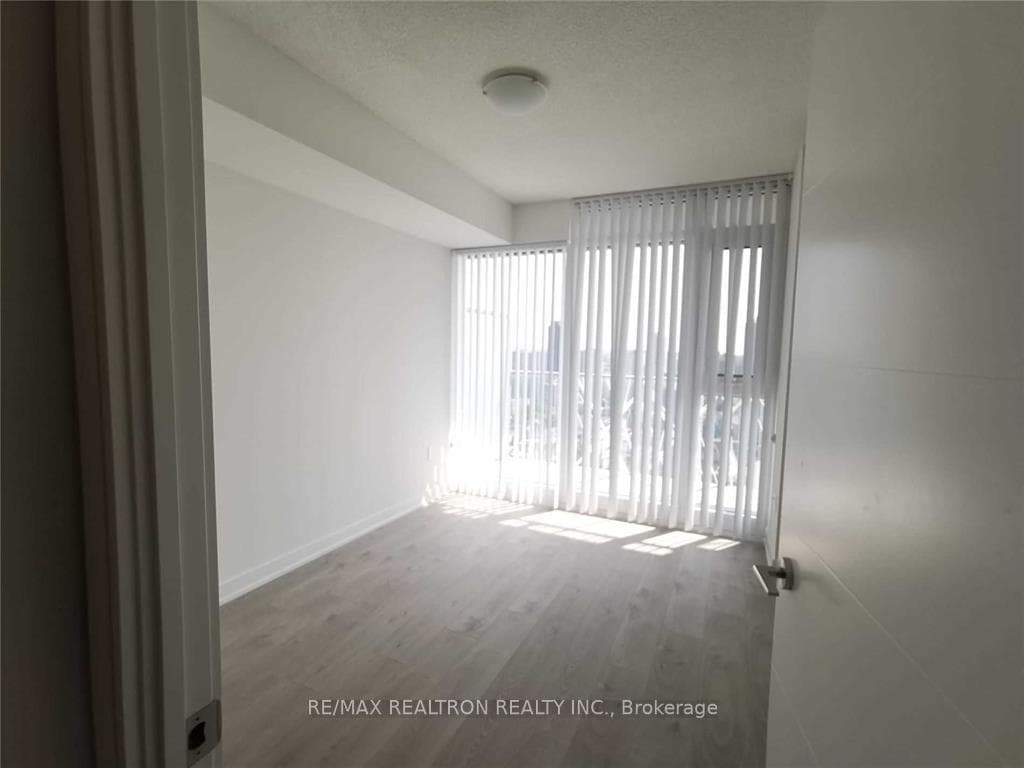 50 Wellesley Street Unit 3808 photo 7