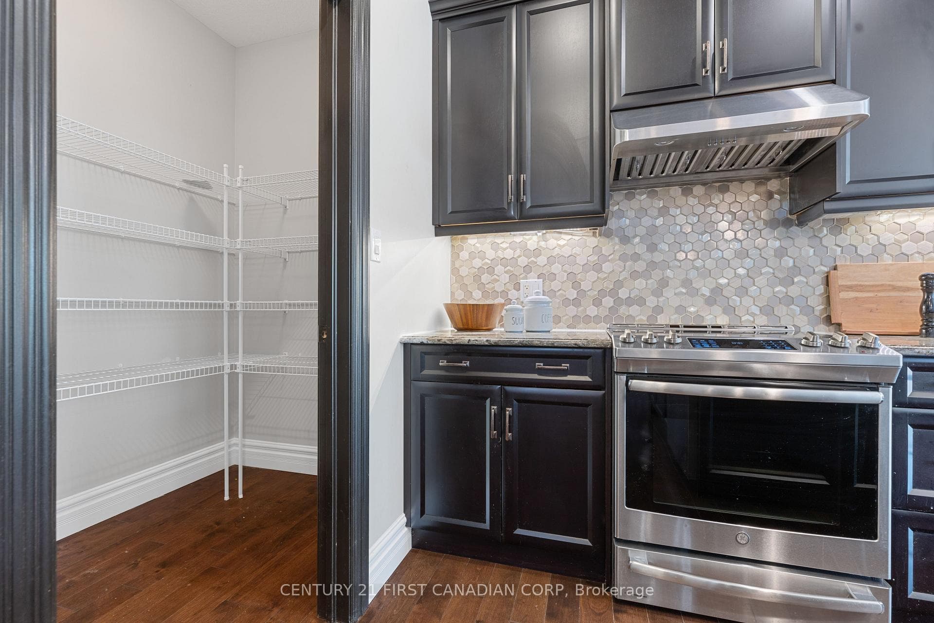 968 Medway Park Drive photo 11