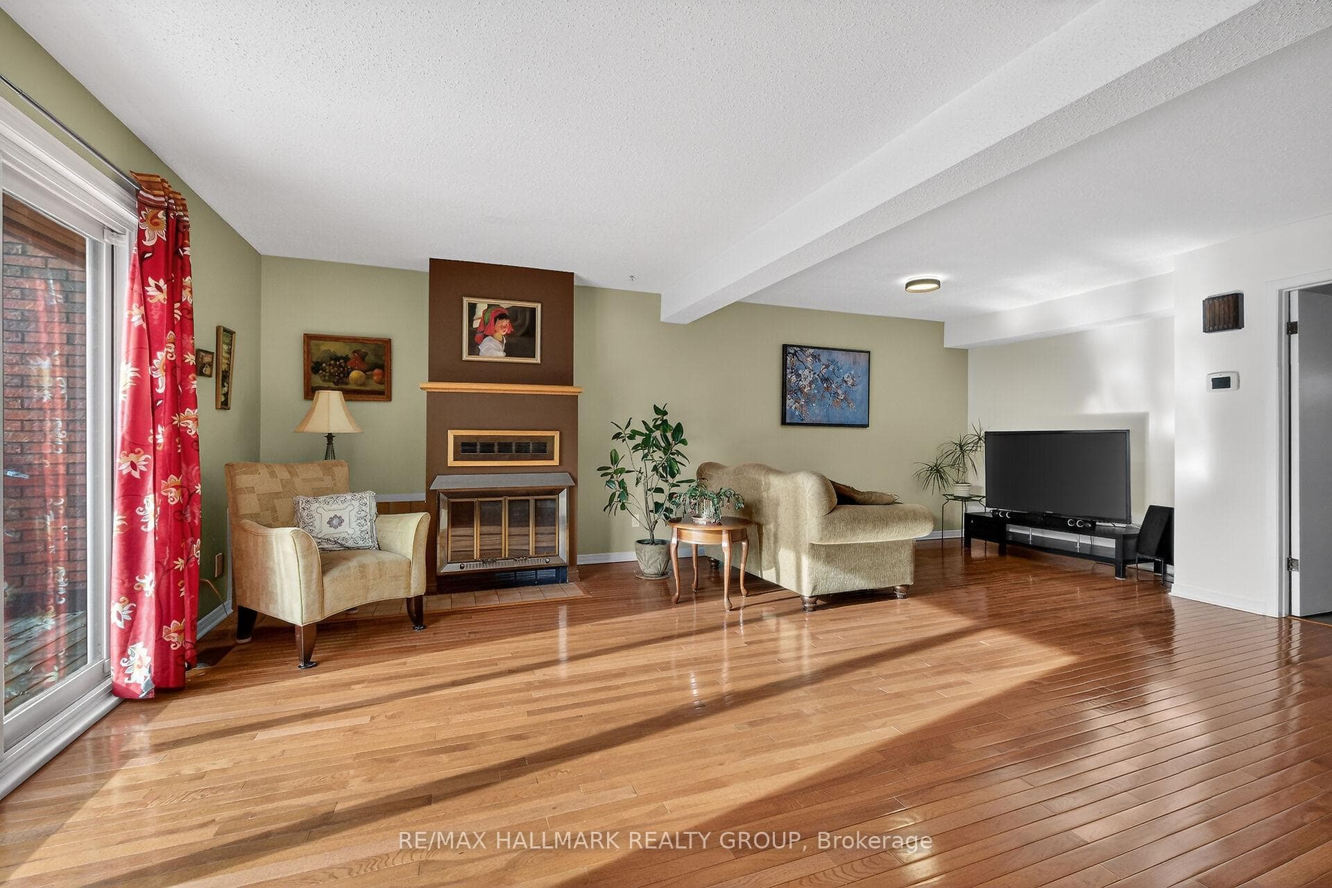 3 Birchdale Avenue Unit D photo 13