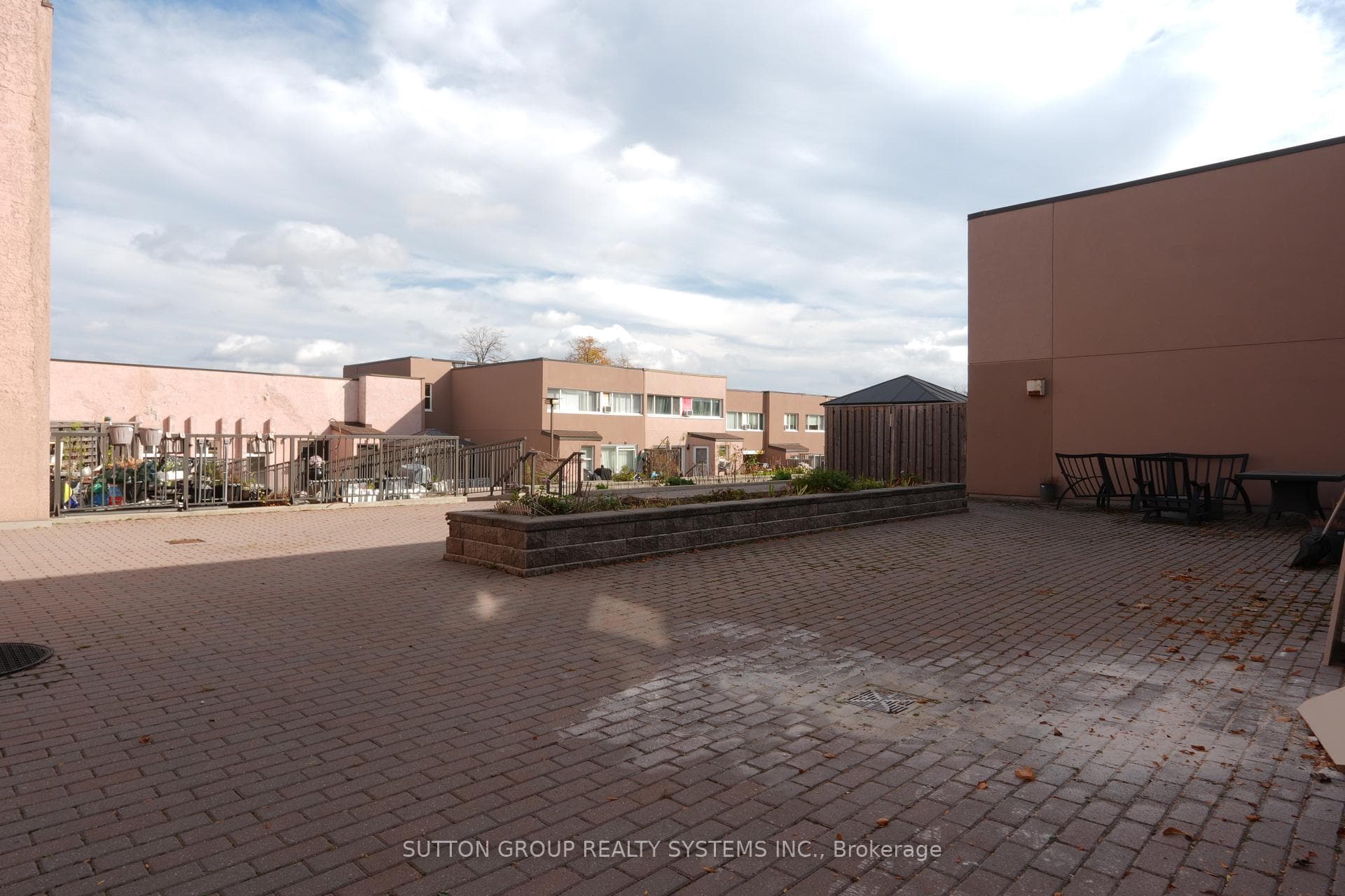 3055 Tomken Road Unit 336 photo 14
